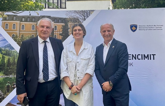 Udhërrëfyesit turistikë me licenca, hap i ri për promovimin profesional të Kosovës