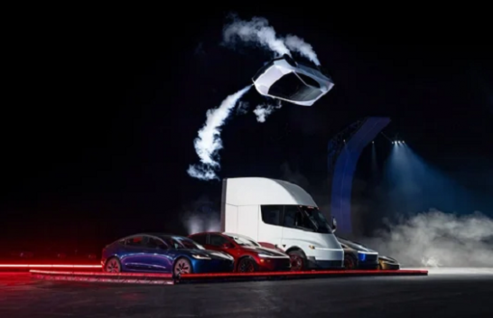 Tesla Roadster surprizon botën, Musk: “Epo, funksionoi”